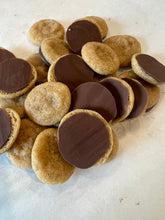 Load image into Gallery viewer, The Cookie Capsule
