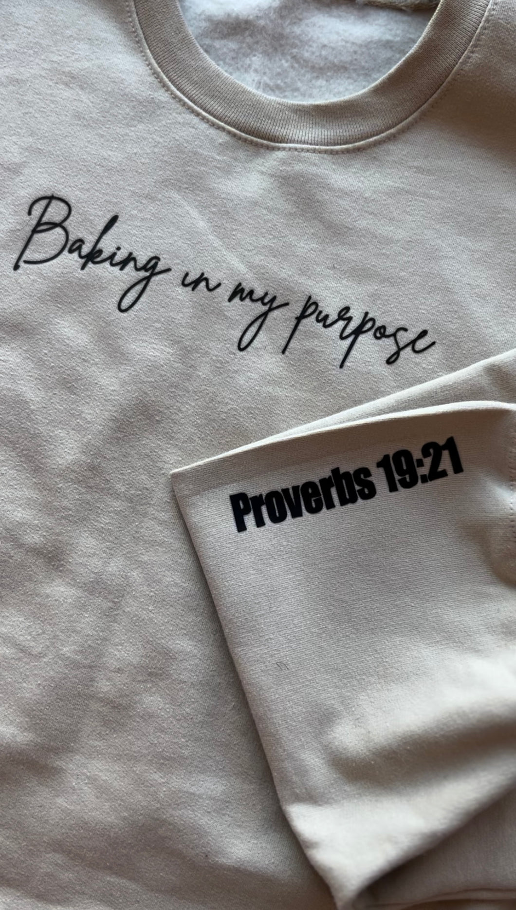 Baking in my purpose sweatshirt Unisex (Sand)